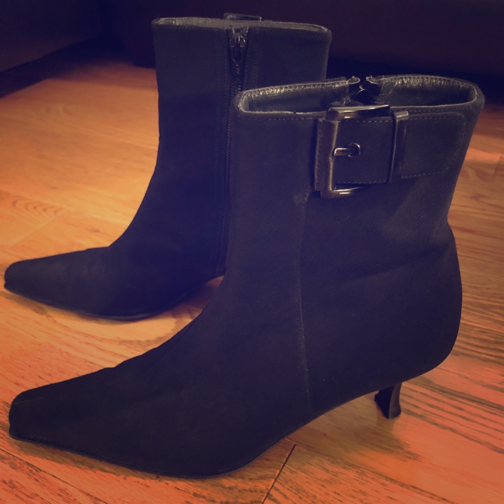 Stuart Weitzman ankle booties